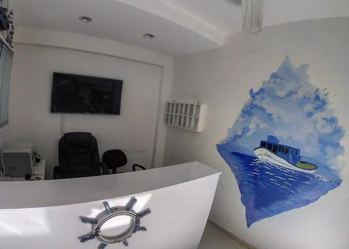 Akkan Marina (adults Only) ホテル 3*